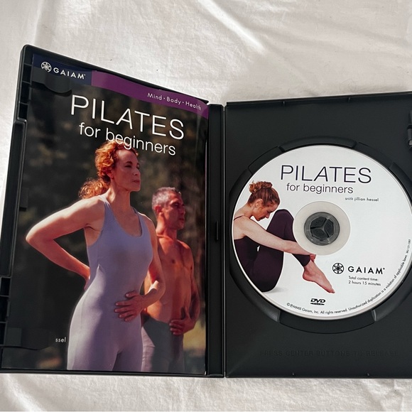 GAIAM Pilates For Beginners Deluxe Dvd Edition w/ Jillian Hessel - Picture 5 of 11